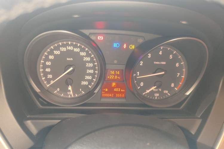 Used BMW Z4 2012 sDrive20i Luxury Model Instrument Cluster