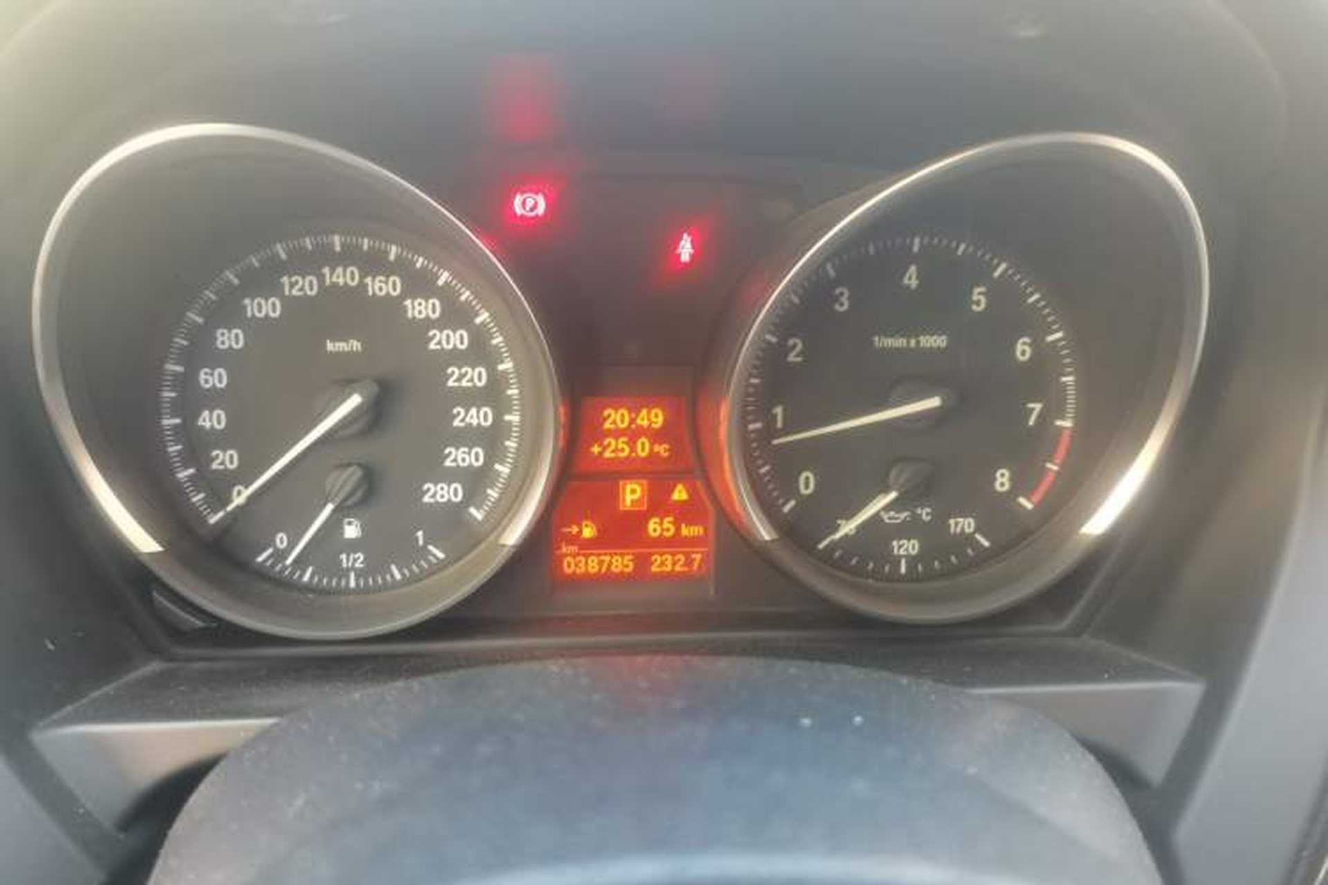 Used BMW Z4 2012 sDrive20i 10th Anniversary Edition Instrument Cluster