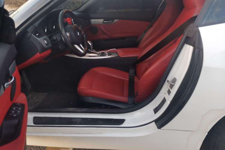Used BMW Z4 2012 sDrive20i Luxury Model Left Front Seat