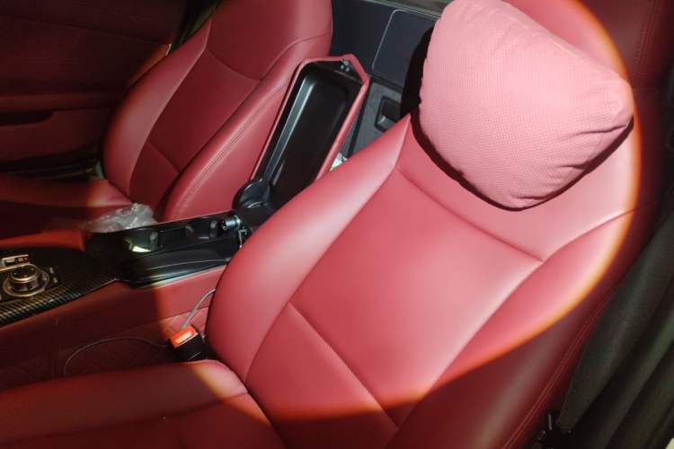 Used BMW Z4 2012 sDrive20i Luxury Model Left Rear Seat
