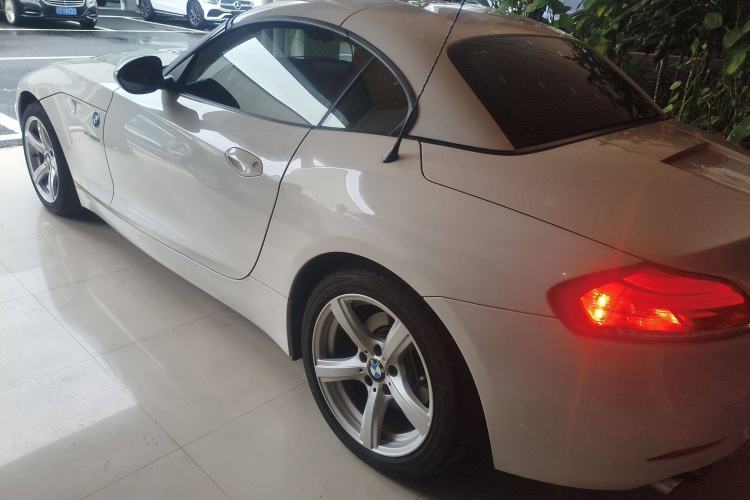 Used BMW Z4 2012 sDrive20i Luxury Model Left Side