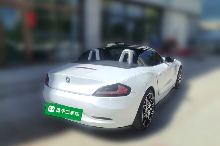 Used BMW Z4 2012 sDrive28i Leading Model Rear Right 45 Deg