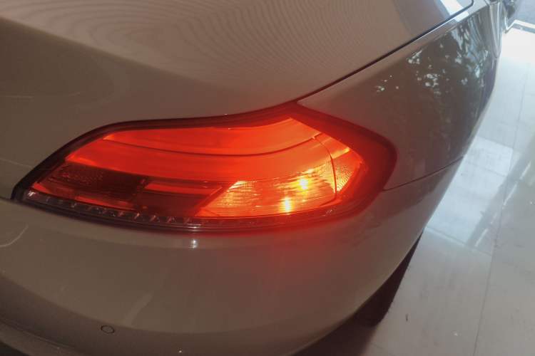 Used BMW Z4 2012 sDrive20i Luxury Model Right Rear Taillight