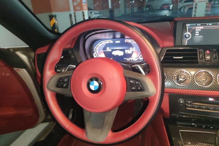Used BMW Z4 2012 sDrive20i Luxury Model Steering Wheel