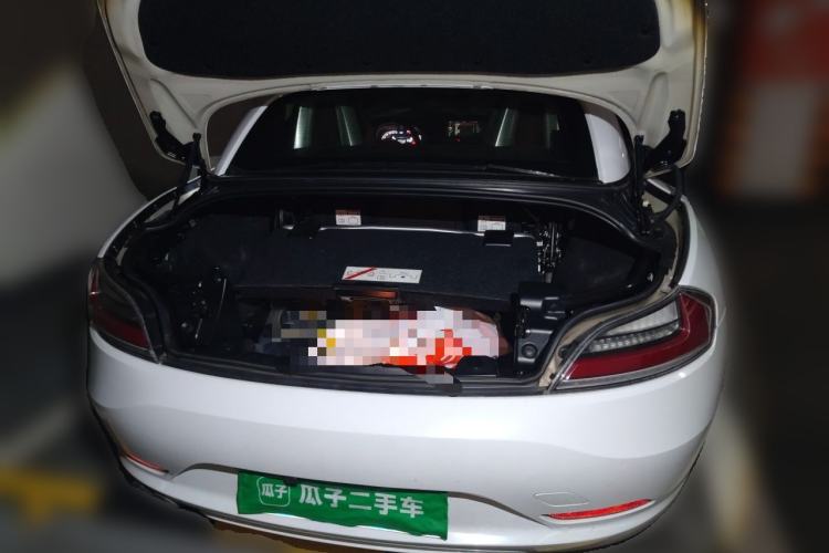 Used BMW Z4 2012 sDrive20i Luxury Model Trunk