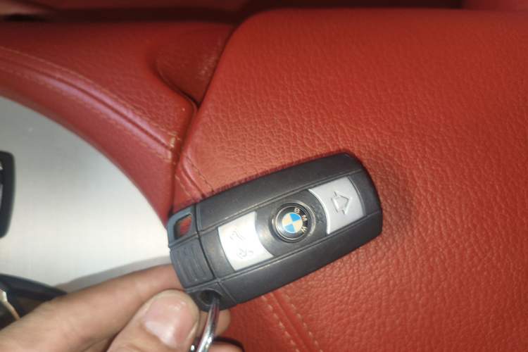 Used BMW Z4 2012 sDrive20i Luxury Model Vehicle Key