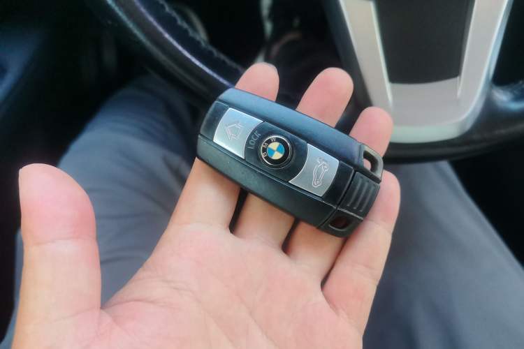 Used BMW Z4 2012 sDrive28i Leading Model Vehicle Key