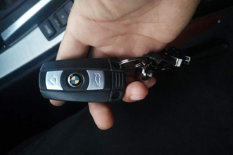 Used BMW Z4 2012 sDrive20i Luxury Model Vehicle Key
