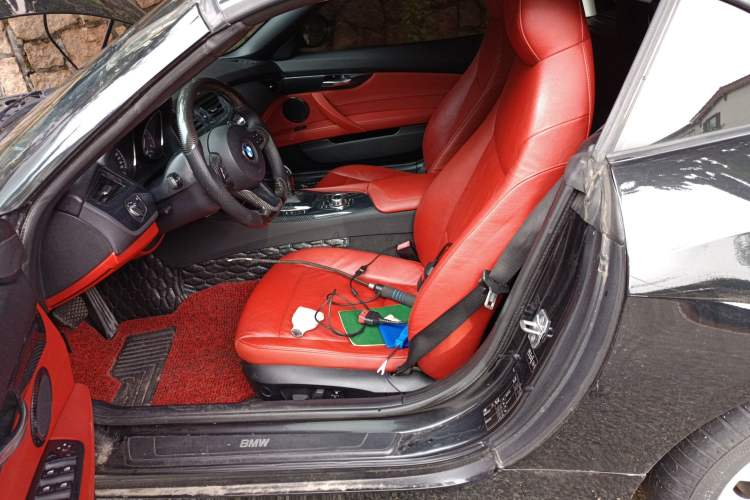 Used BMW Z4 2013 sDrive20i Leading Model Left Front Seat