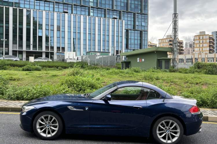 Used BMW Z4 2013 sDrive20i Leading Model Exterior 15