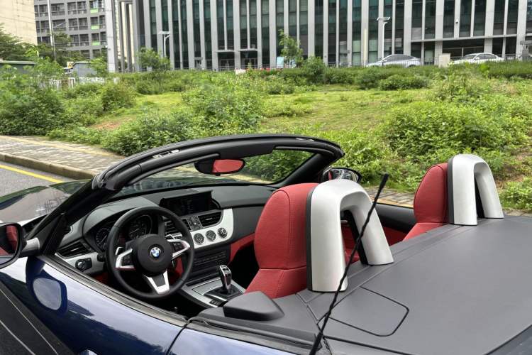 Used BMW Z4 2013 sDrive20i Leading Model Interior 8