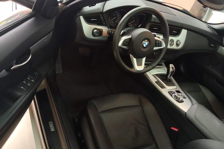 Used BMW Z4 2013 sDrive20i Leading Model Driver Seat