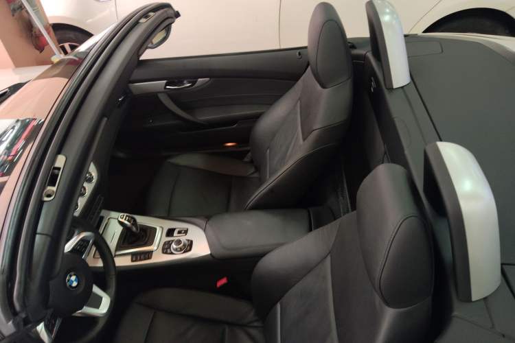 Used BMW Z4 2013 sDrive20i Leading Model Roof