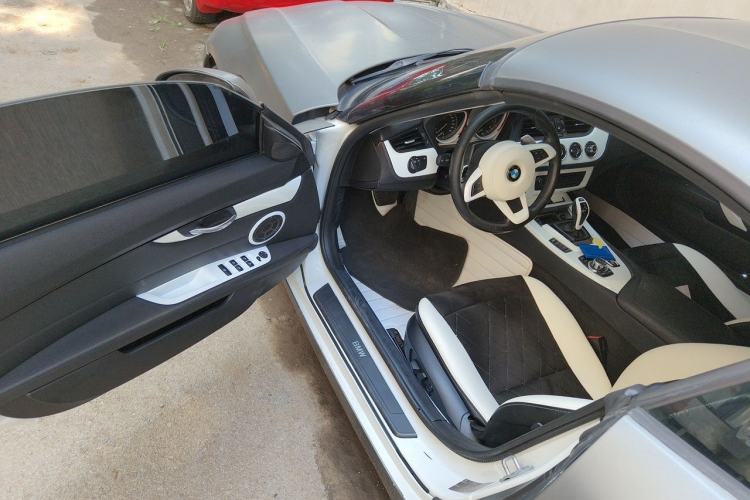 Used BMW Z4 2013 sDrive20i Leading Model Driver Seat