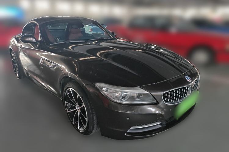Used BMW Z4 2013 sDrive20i Leading Model Front Right 45 Deg