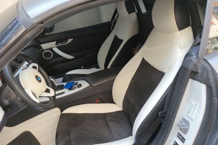 Used BMW Z4 2013 sDrive20i Leading Model Left Front Seat