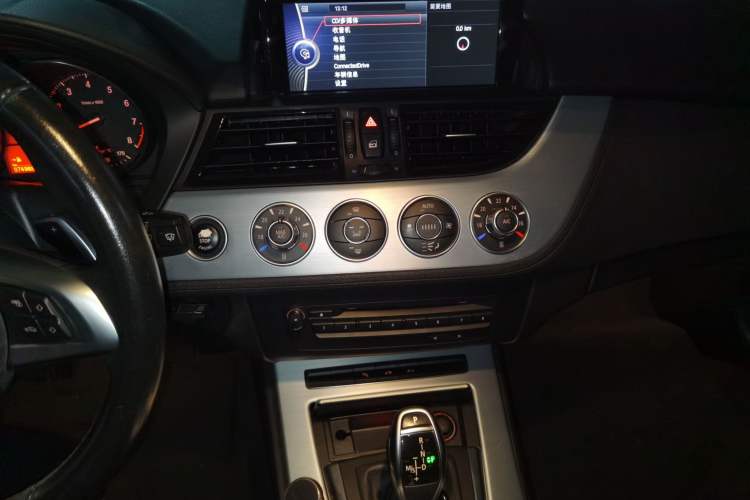 Used BMW Z4 2013 sDrive20i Leading Model Audio And AC Panel