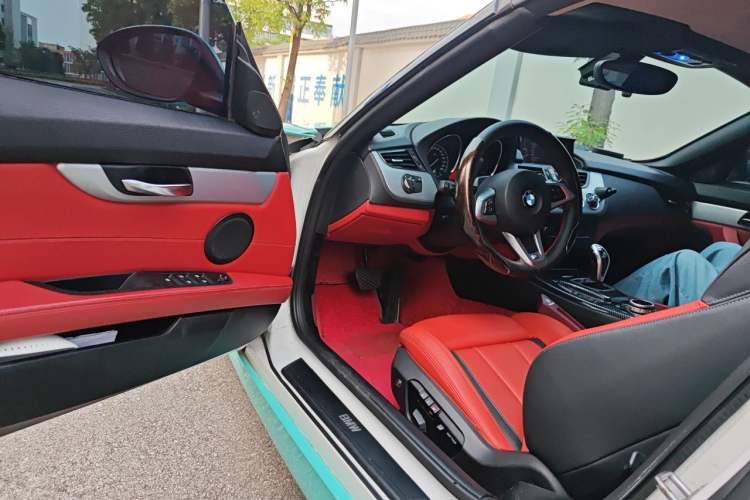 Used BMW Z4 2013 sDrive20i Leading Model Driver Seat