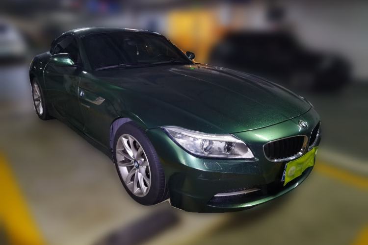 Used BMW Z4 2013 sDrive20i Leading Model Front Right 45 Deg