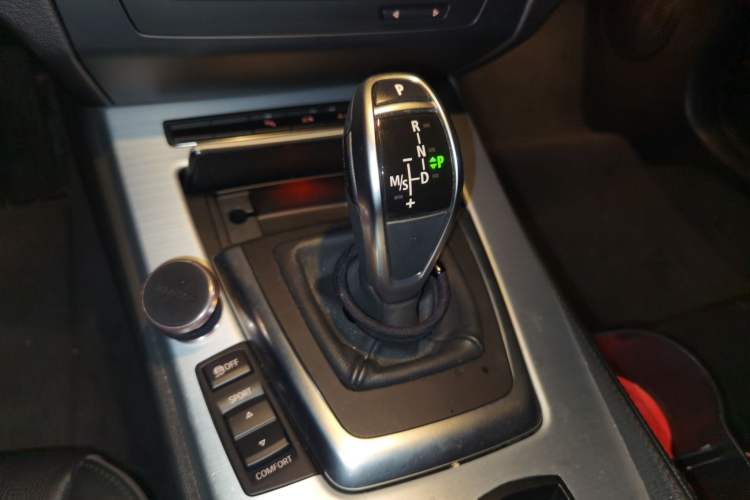 Used BMW Z4 2013 sDrive20i Leading Model Gear Lever