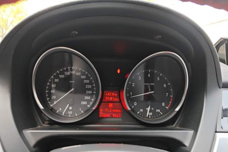 Used BMW Z4 2013 sDrive20i Leading Model Instrument Cluster