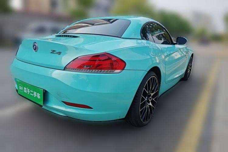 Used BMW Z4 2013 sDrive20i Leading Model Rear Right 45 Deg