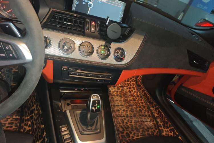 Used BMW Z4 2013 sDrive20i Leading Model Audio And AC Panel