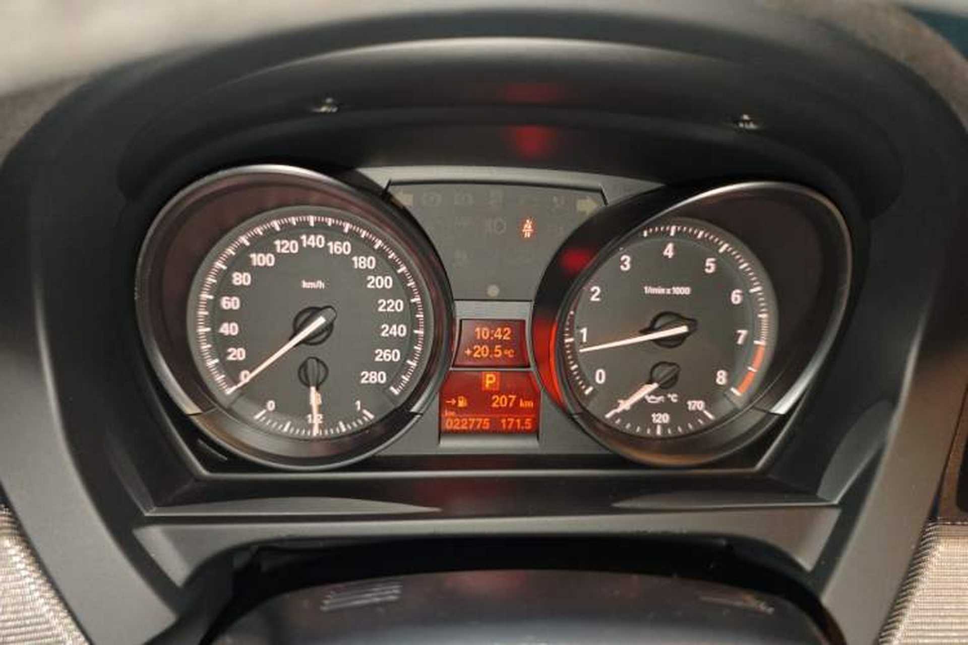 Used BMW Z4 2013 sDrive20i Leading Model Instrument Cluster