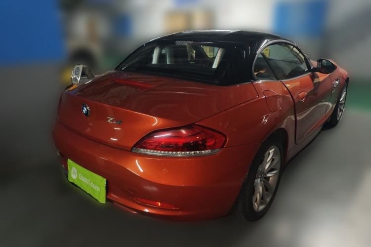 Used BMW Z4 2013 sDrive20i Leading Model Rear Right 45 Deg