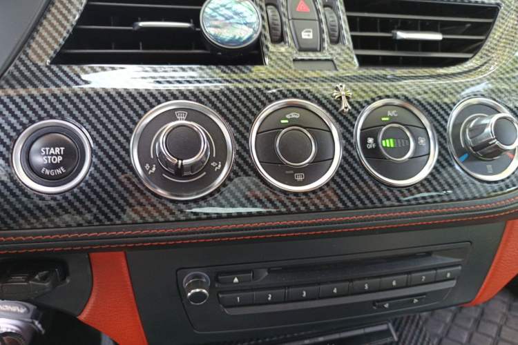Used BMW Z4 2013 sDrive20i Leading Model Audio And AC Panel