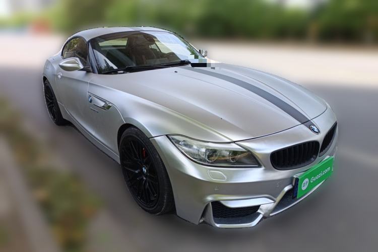 Used BMW Z4 2013 sDrive20i Leading Model Front Right 45 Deg