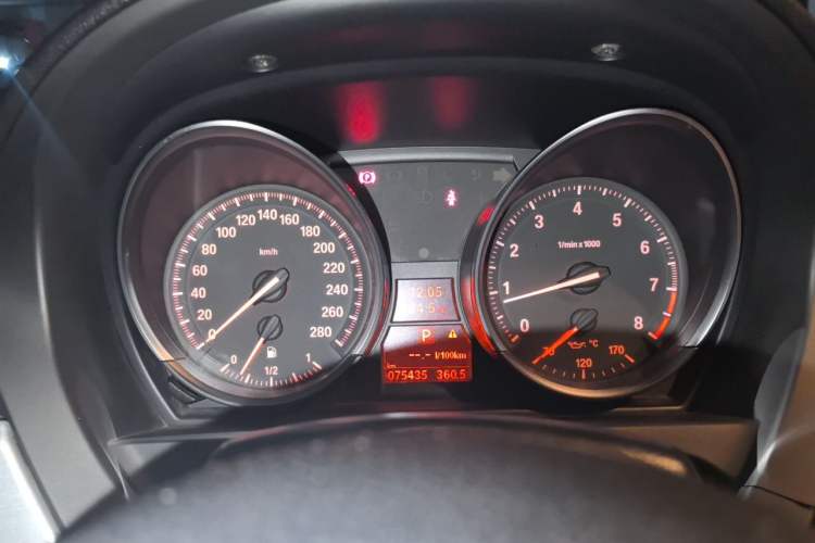 Used BMW Z4 2013 sDrive20i Leading Model Instrument Cluster