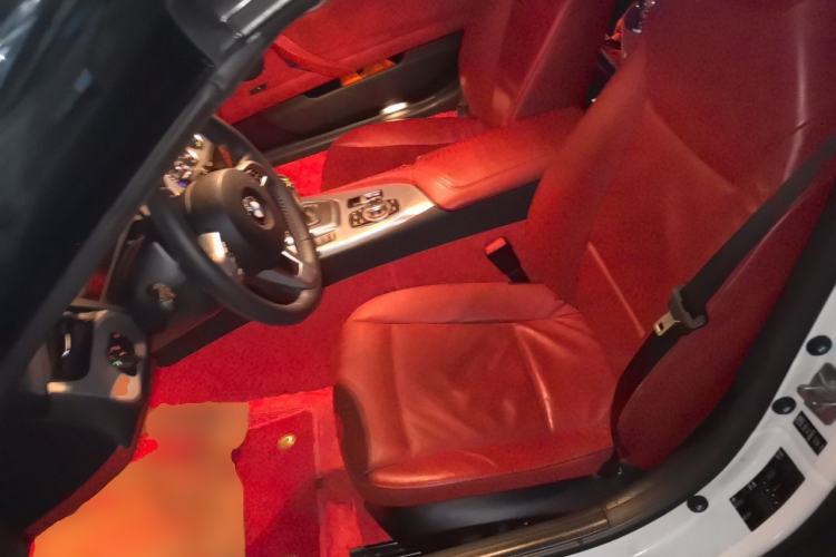Used BMW Z4 2013 sDrive20i Leading Model Left Front Seat