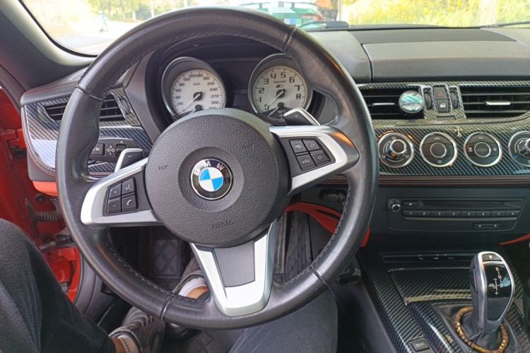 Used BMW Z4 2013 sDrive20i Leading Model Steering Wheel