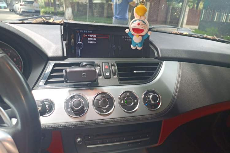 Used BMW Z4 2013 sDrive20i Leading Model Audio And AC Panel
