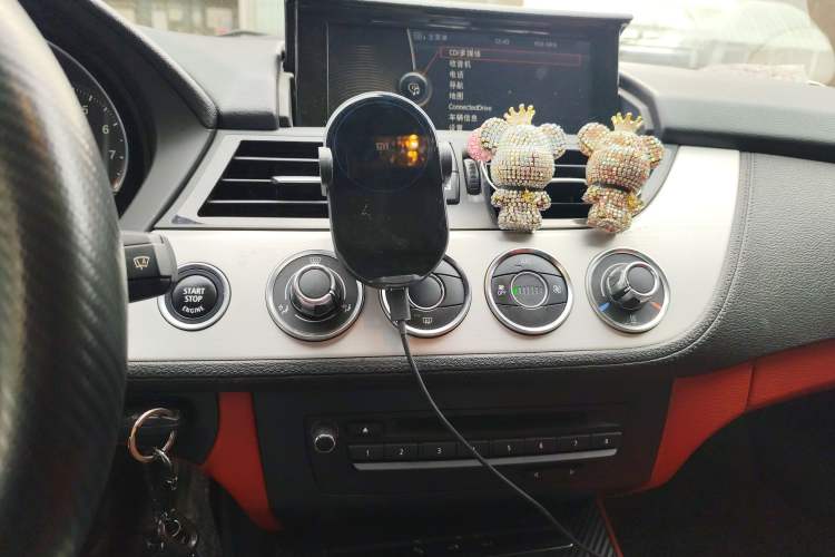 Used BMW Z4 2013 sDrive20i Leading Model Audio And AC Panel