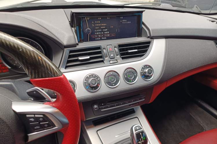 Used BMW Z4 2013 sDrive20i Leading Model Audio And AC Panel