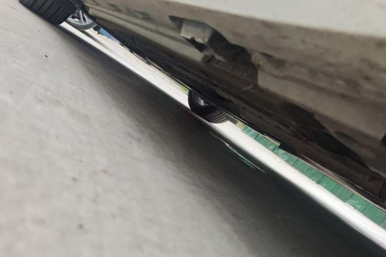 Used BMW Z4 2013 sDrive20i Leading Model Chassis Front Right