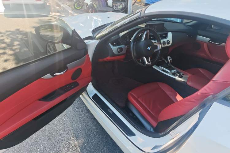 Used BMW Z4 2013 sDrive20i Leading Model Driver Seat