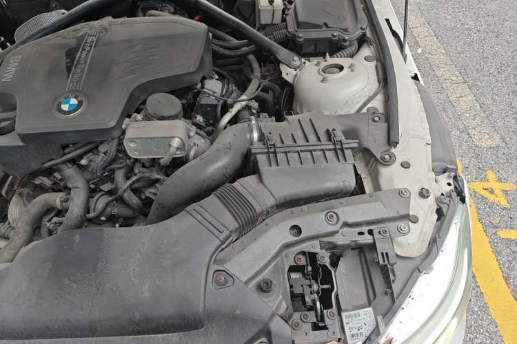 Used BMW Z4 2013 sDrive20i Leading Model Engine Bay Left