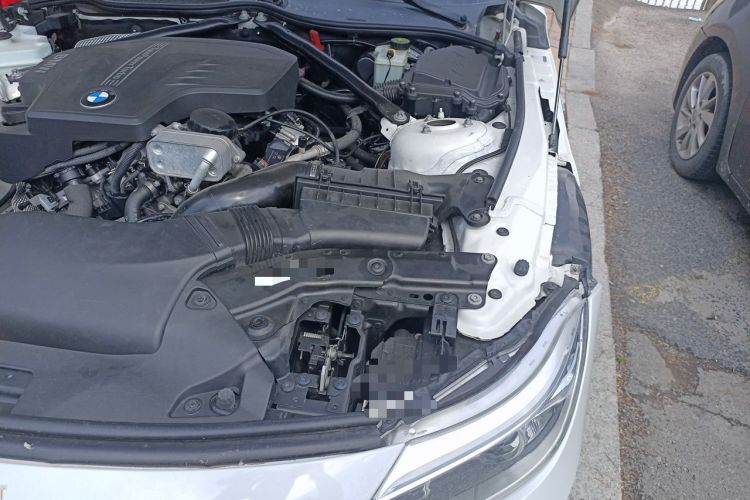 Used BMW Z4 2013 sDrive20i Leading Model Engine Bay Left