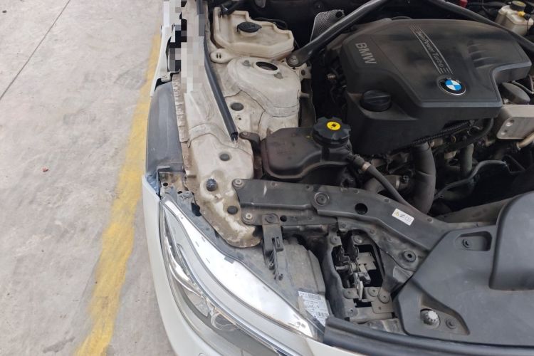 Used BMW Z4 2013 sDrive20i Leading Model Engine Bay Right