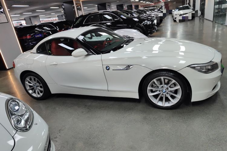 Used BMW Z4 2013 sDrive20i Leading Model Exterior 2