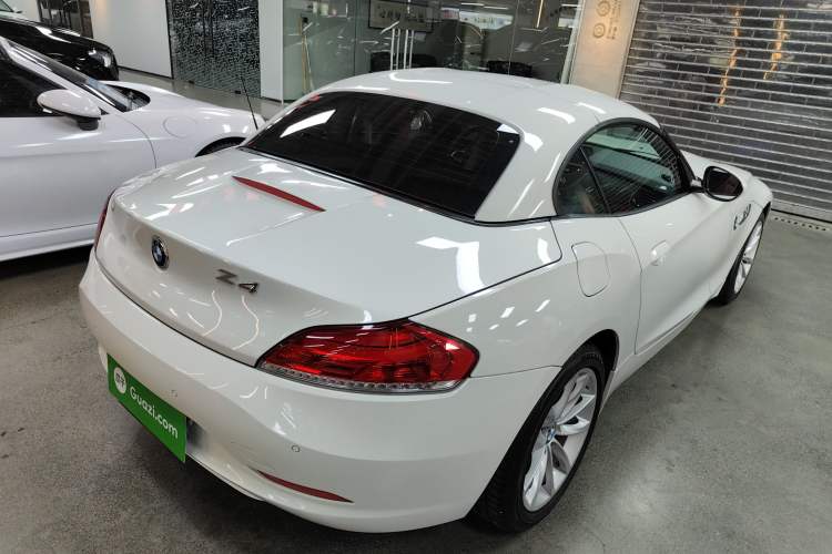 Used BMW Z4 2013 sDrive20i Leading Model Exterior 3