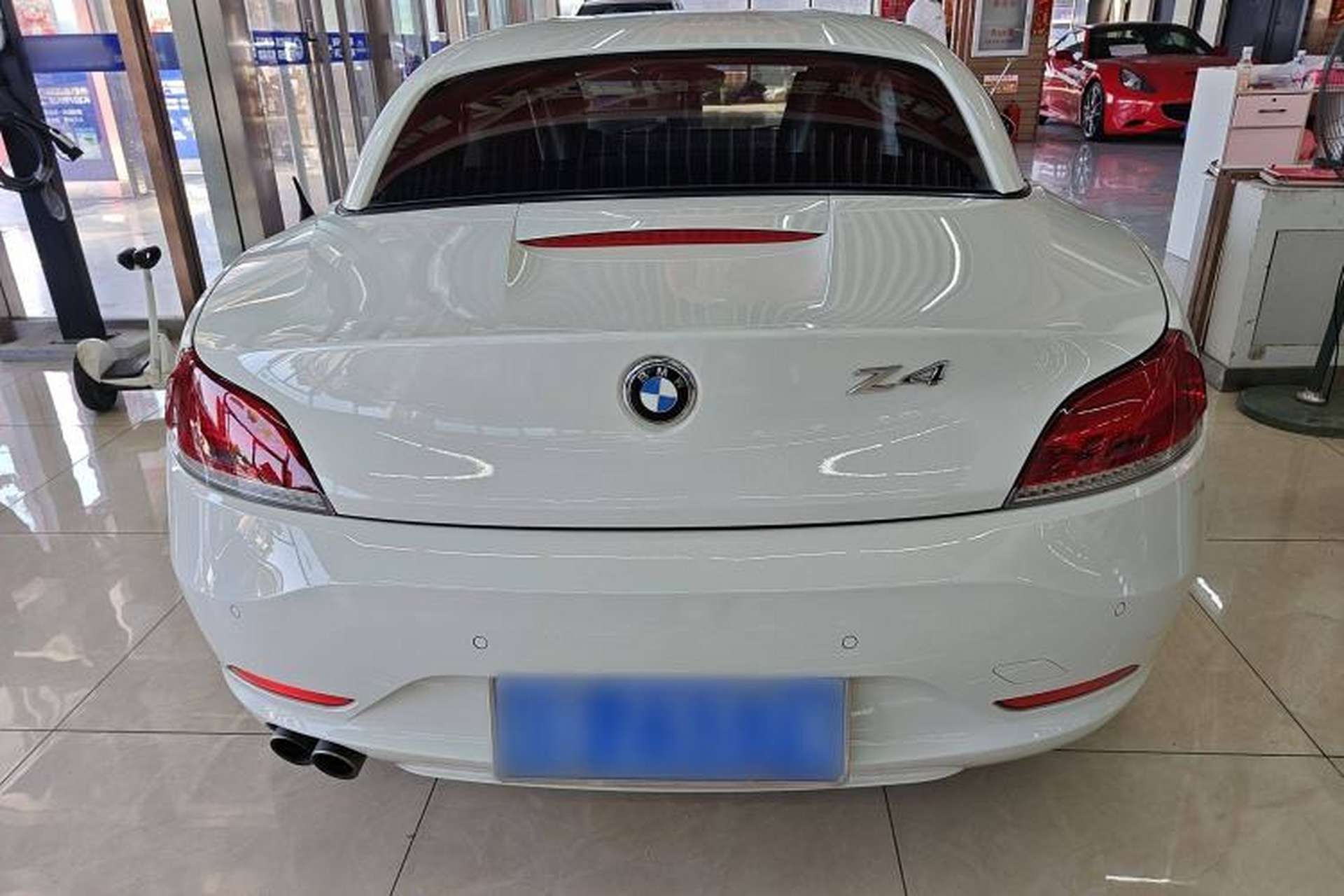 Used BMW Z4 2013 sDrive20i Leading Model Exterior 4