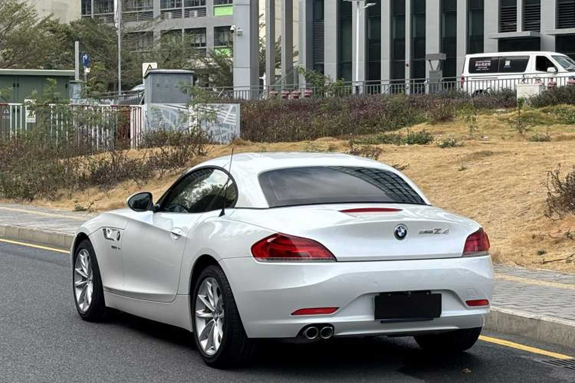 Used BMW Z4 2013 sDrive20i Leading Model Exterior 4