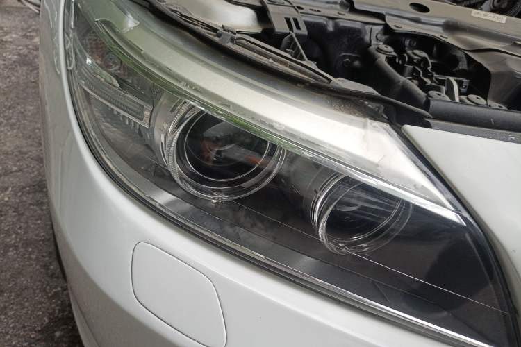 Used BMW Z4 2013 sDrive20i Leading Model Exterior 6