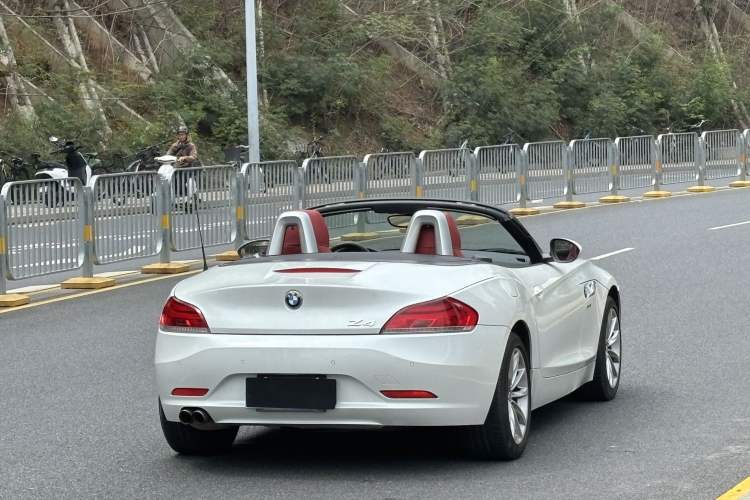 Used BMW Z4 2013 sDrive20i Leading Model Exterior 6