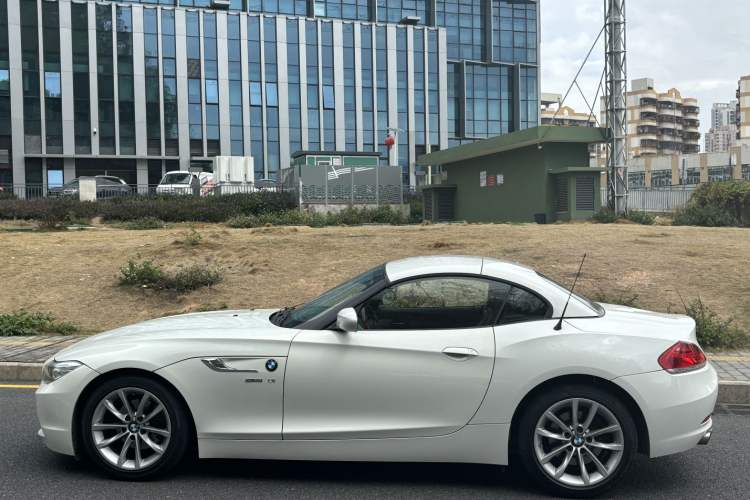 Used BMW Z4 2013 sDrive20i Leading Model Exterior 7