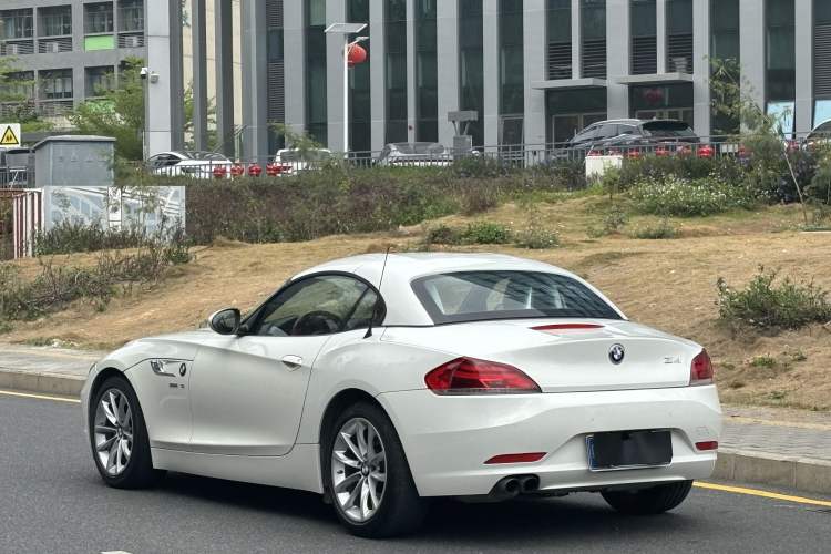 Used BMW Z4 2013 sDrive20i Leading Model Exterior 8